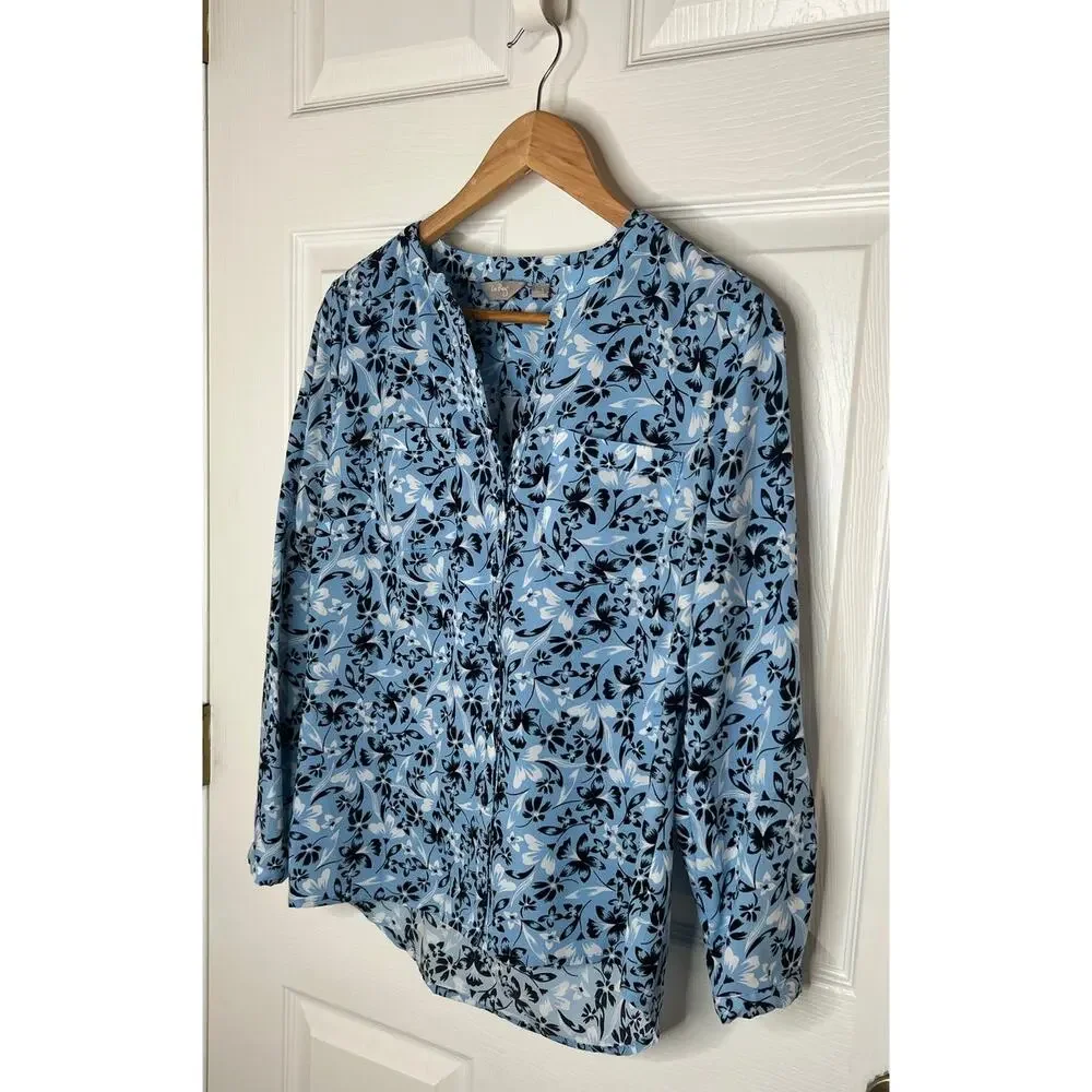 Coral Bay Women's Blue Floral Print Blouse Top Roll Tab Sleeves Size Small - Picture 3 of 8